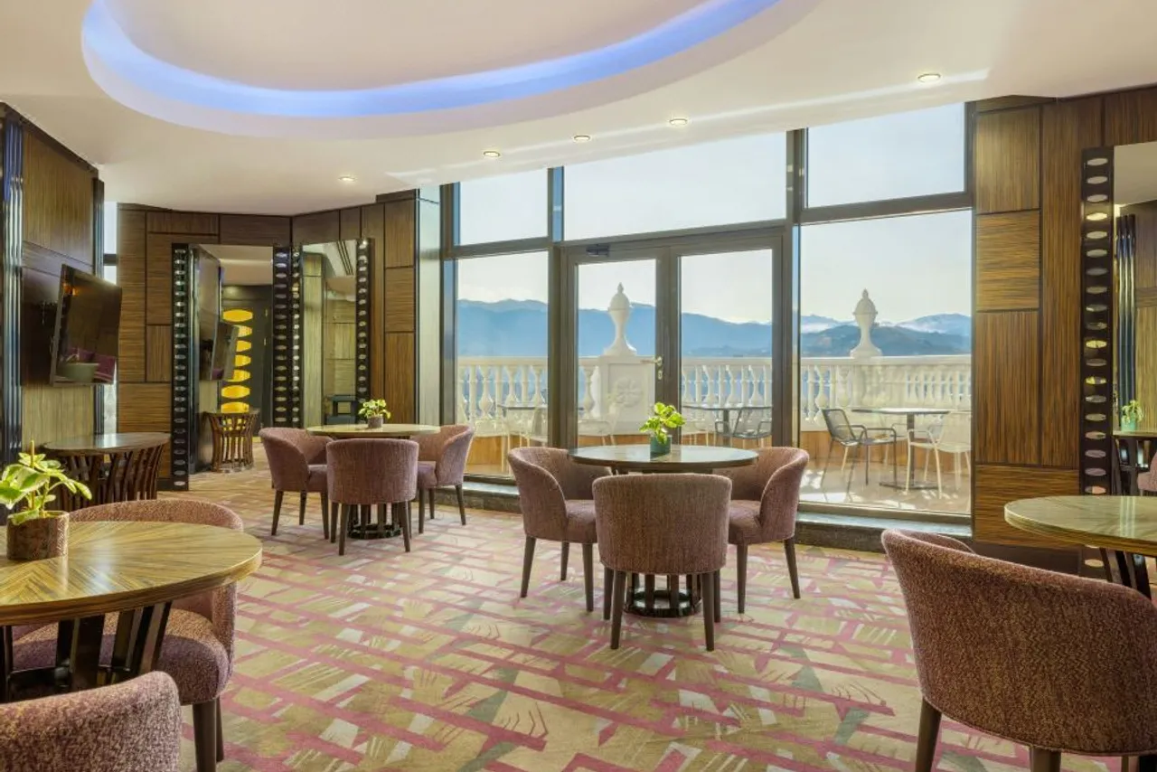 Sheraton Batumi Hotel — rooms and atmosphere