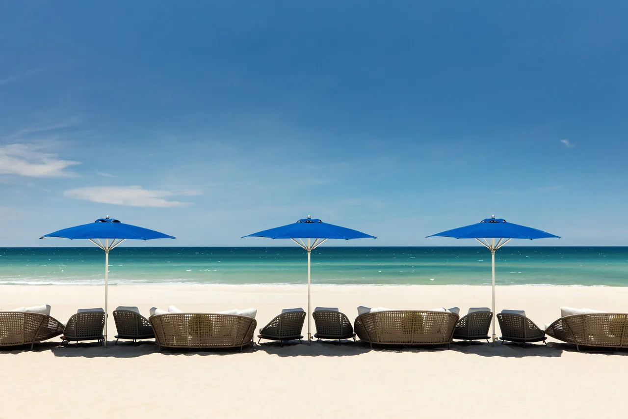 Sheraton Grand Danang Beach Resort & Spa — rooms and atmosphere
