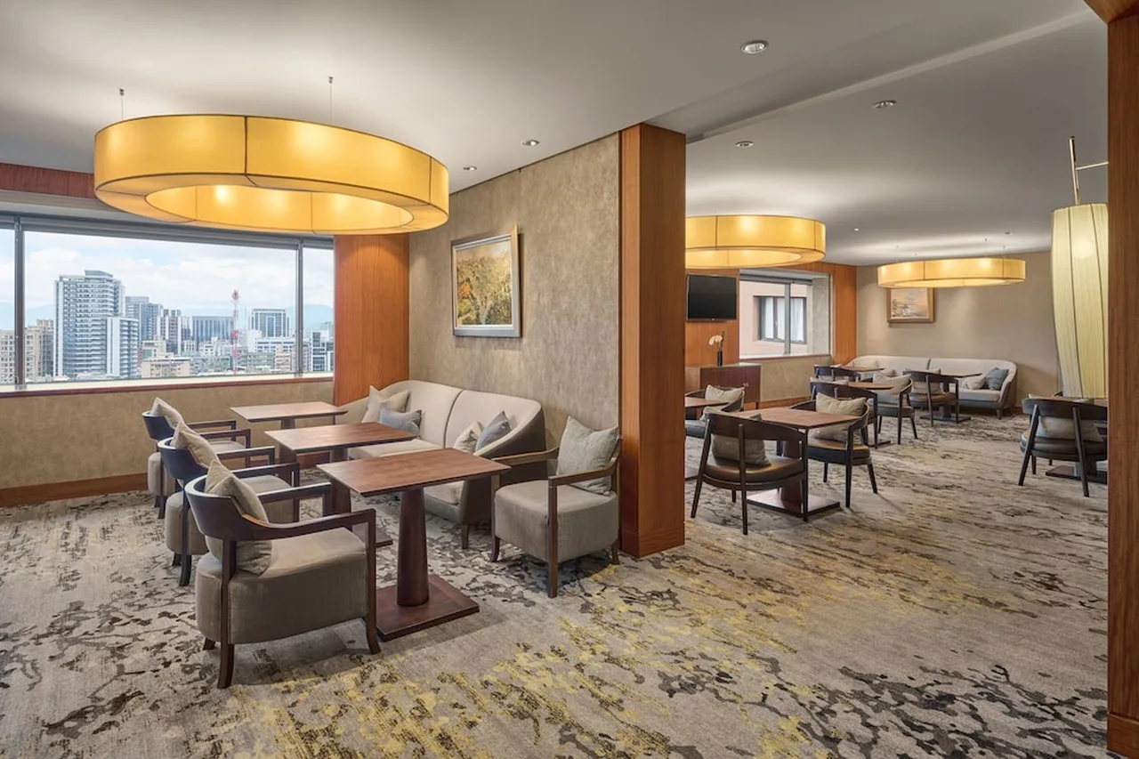 Sheraton Grand Taipei — ภาพห้องพักและบรรยากาศ
