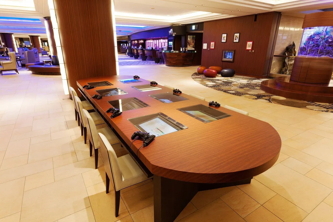 Sheraton Grande Tokyo Bay Hotel — rooms and atmosphere