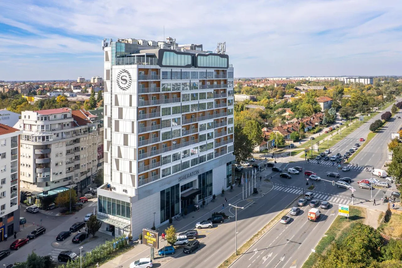 Sheraton Novi Sad — โนวีซาด