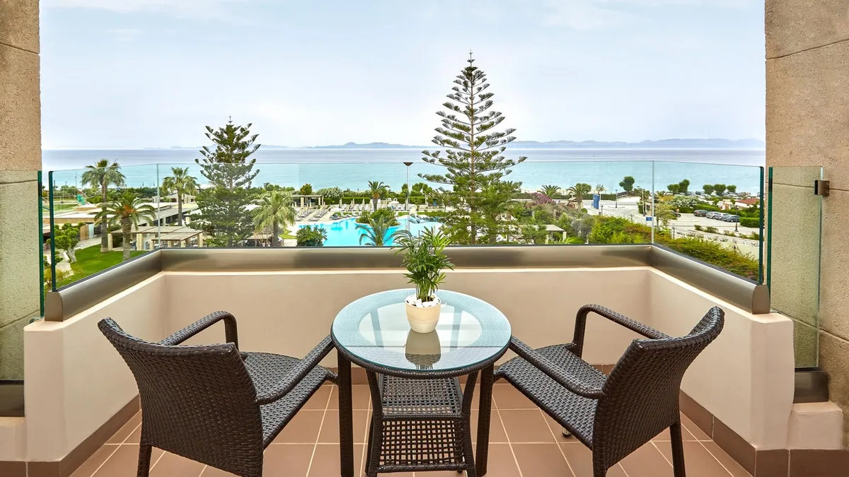 Sheraton Rhodes Resort — ภาพห้องพักและบรรยากาศ