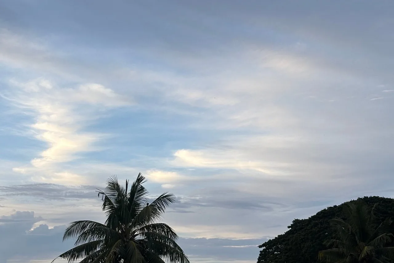 Sheraton Samoa Beach Resort — rooms and atmosphere
