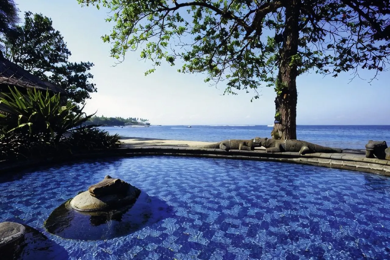 Sheraton Senggigi Beach Resort — rooms and atmosphere