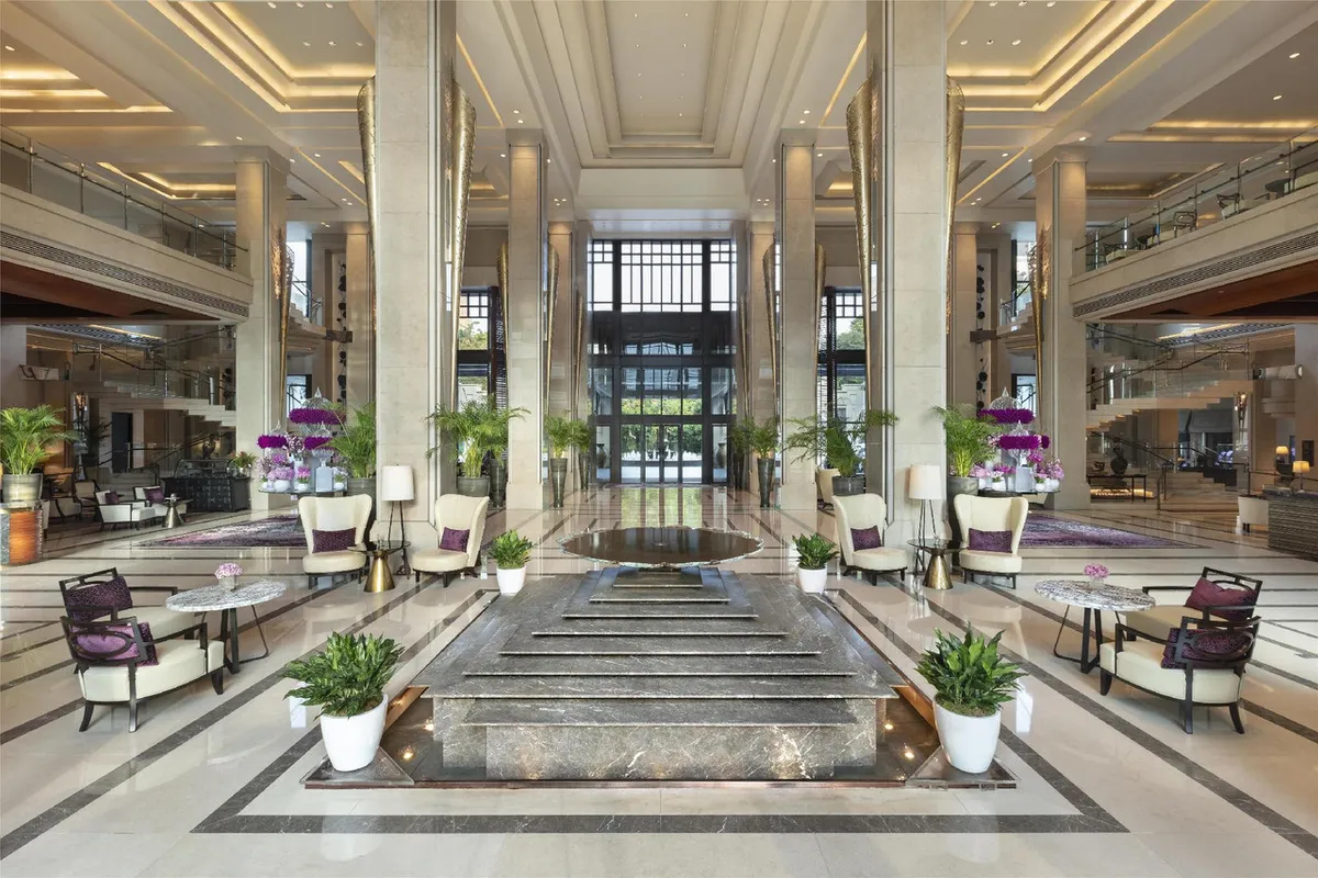 Siam Kempinski Hotel Bangkok — rooms and atmosphere