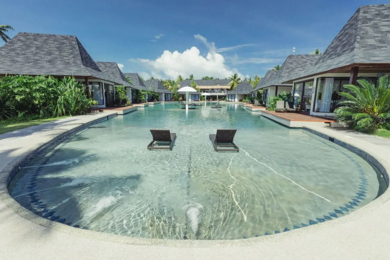 Siargao Bleu Resort & Spa — rooms and atmosphere