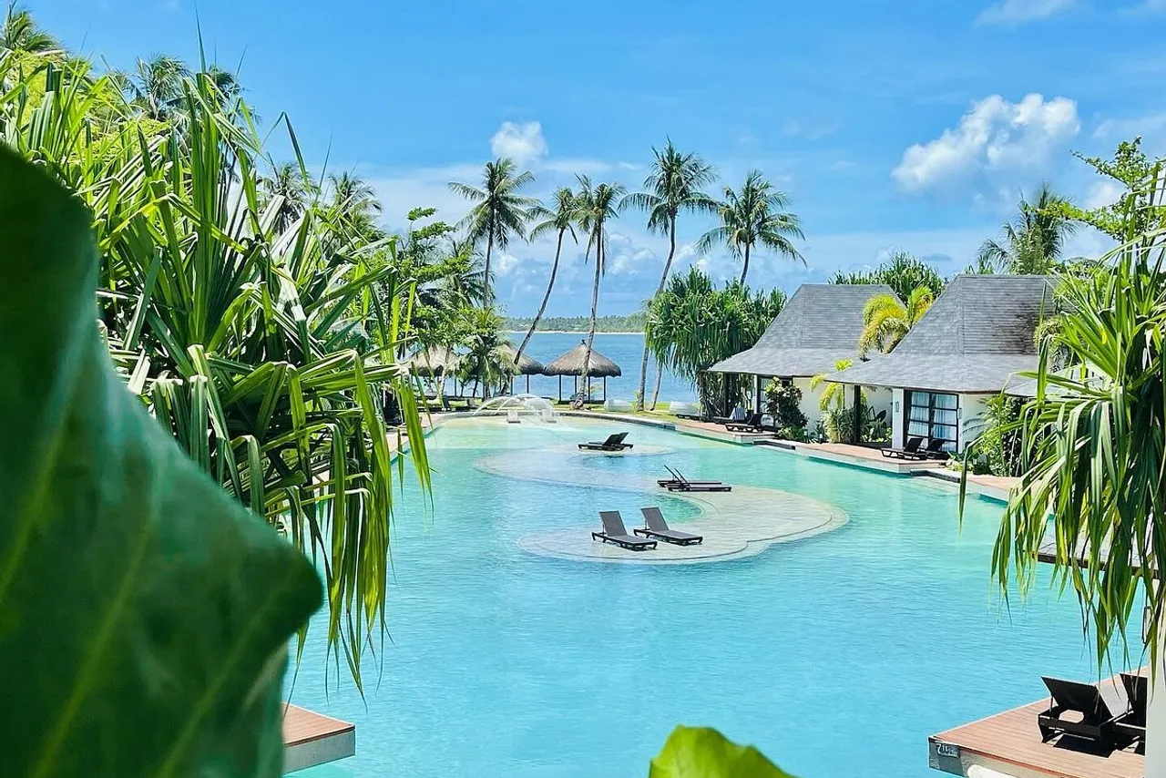 Siargao Bleu Resort & Spa — rooms and atmosphere