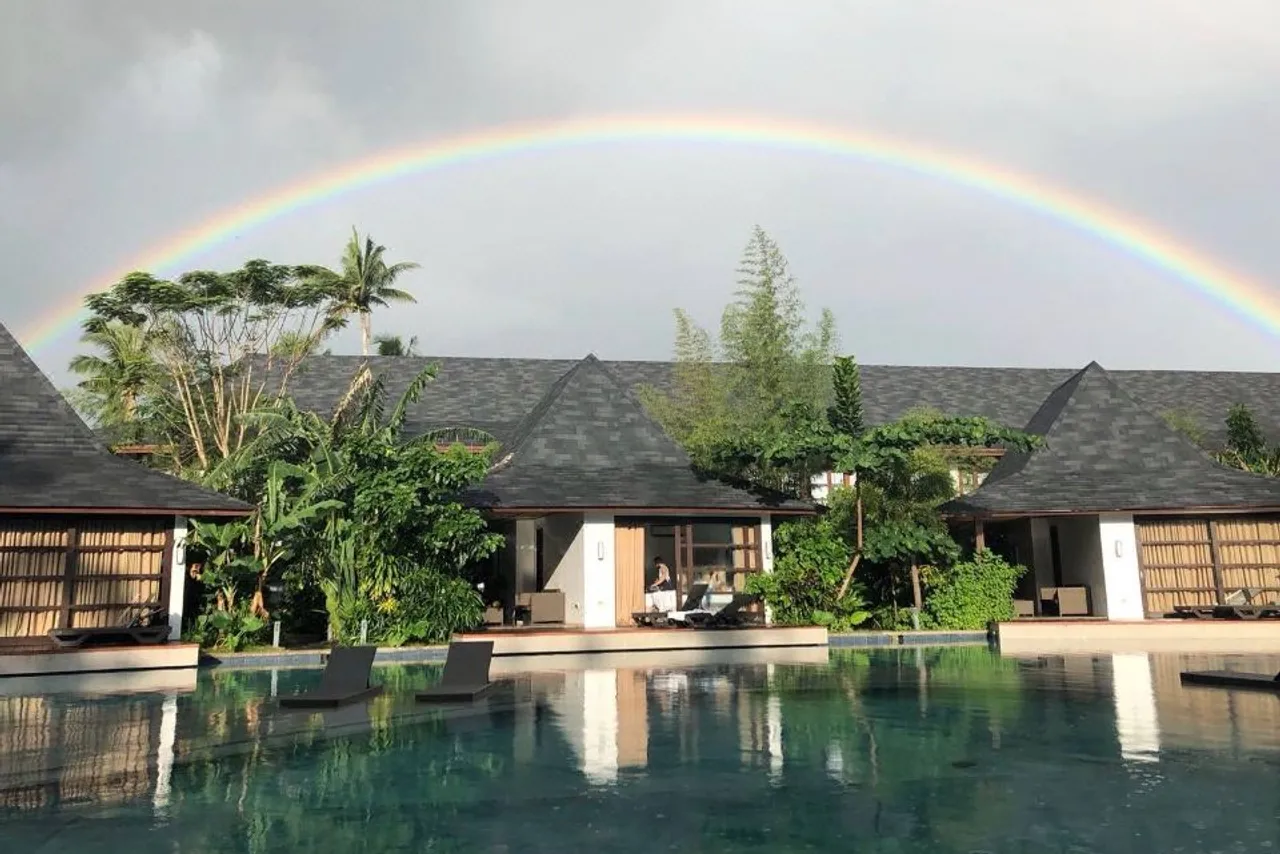 Siargao Bleu Resort & Spa — rooms and atmosphere