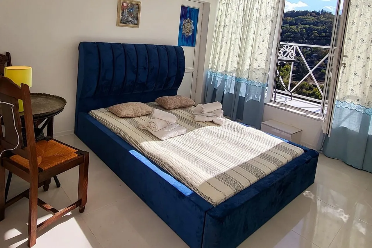 Sighnaghi Art Hotel — rooms and atmosphere
