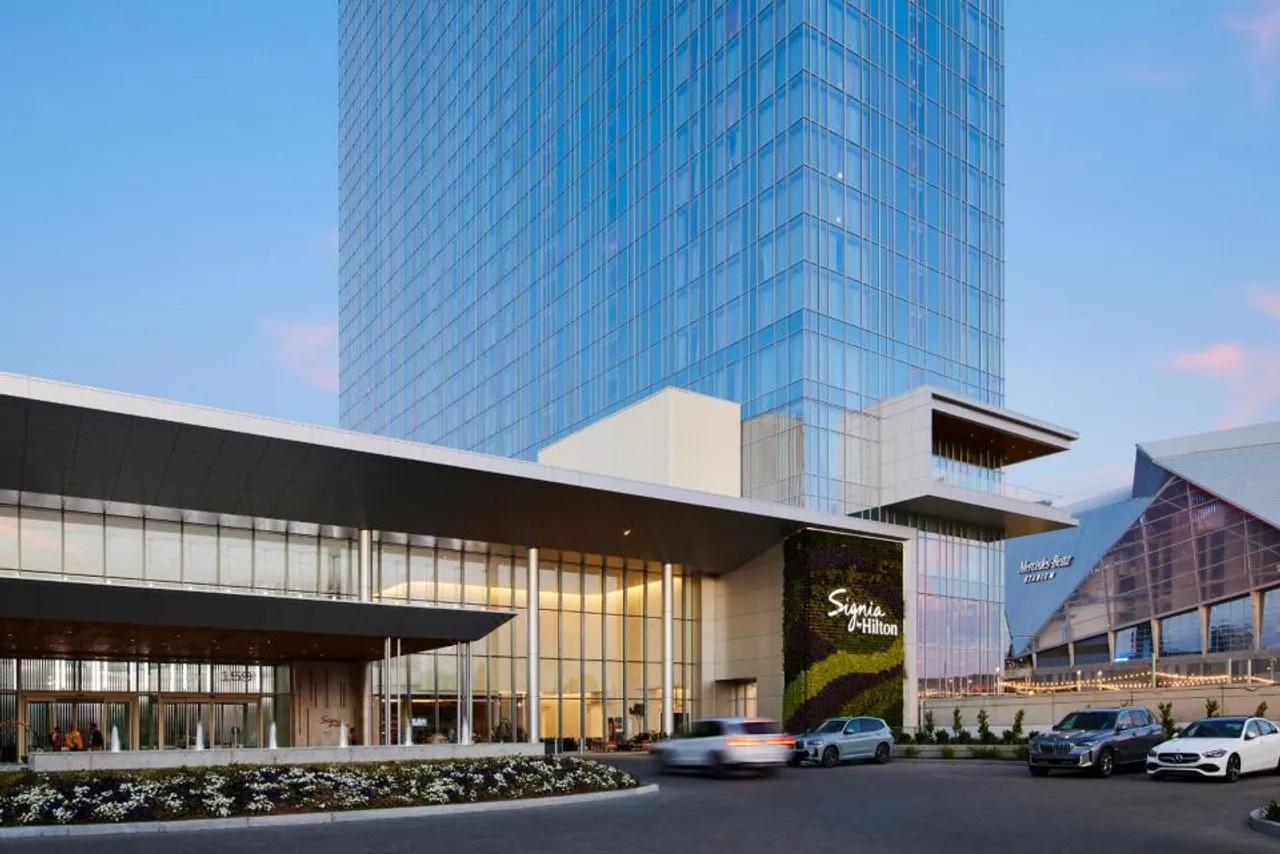 Signia by Hilton Atlanta Georgia World Congress Center — rooms and atmosphere