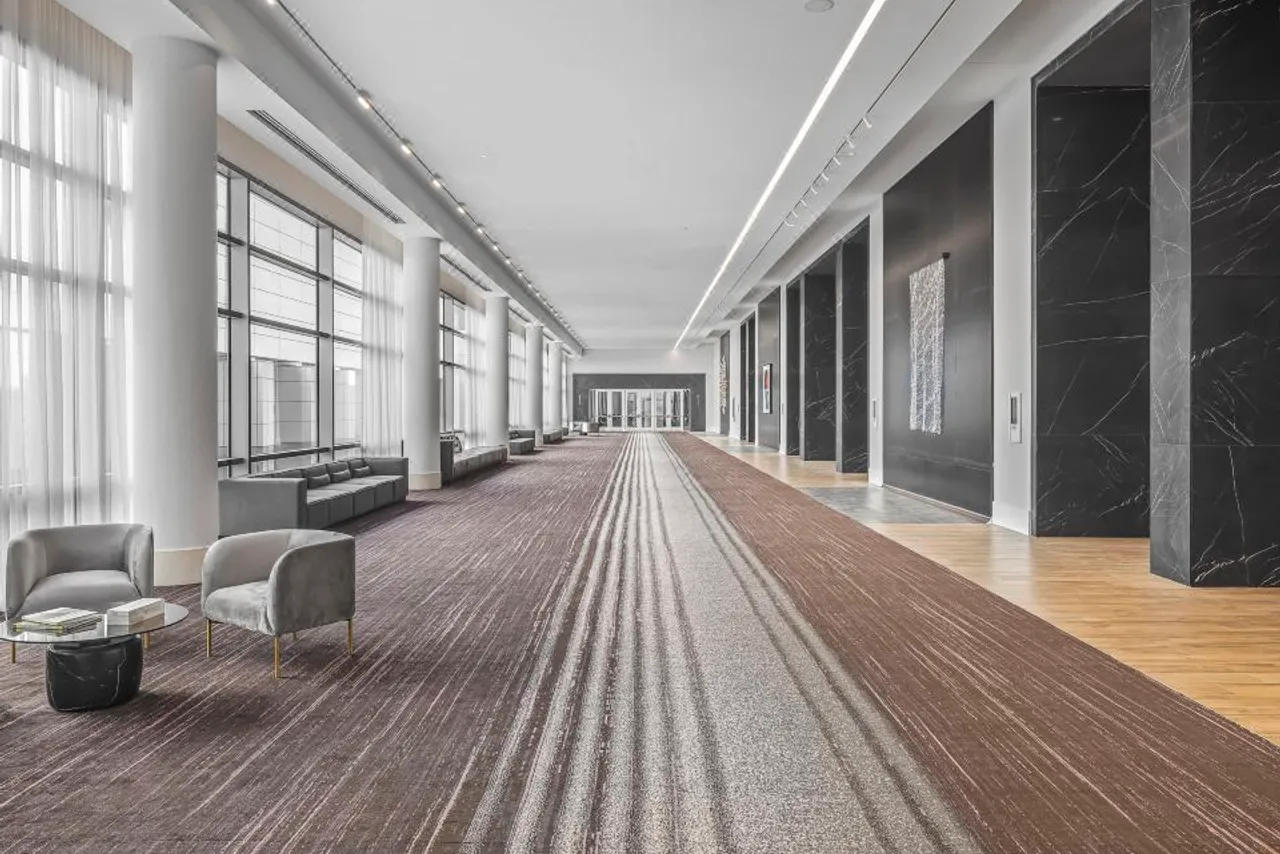 Signia by Hilton Atlanta Georgia World Congress Center — rooms and atmosphere