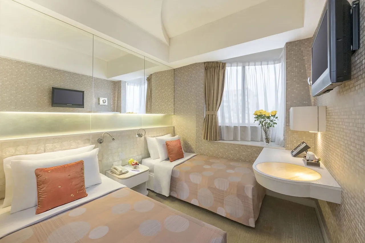 Silka Seaview Hotel — rooms and atmosphere