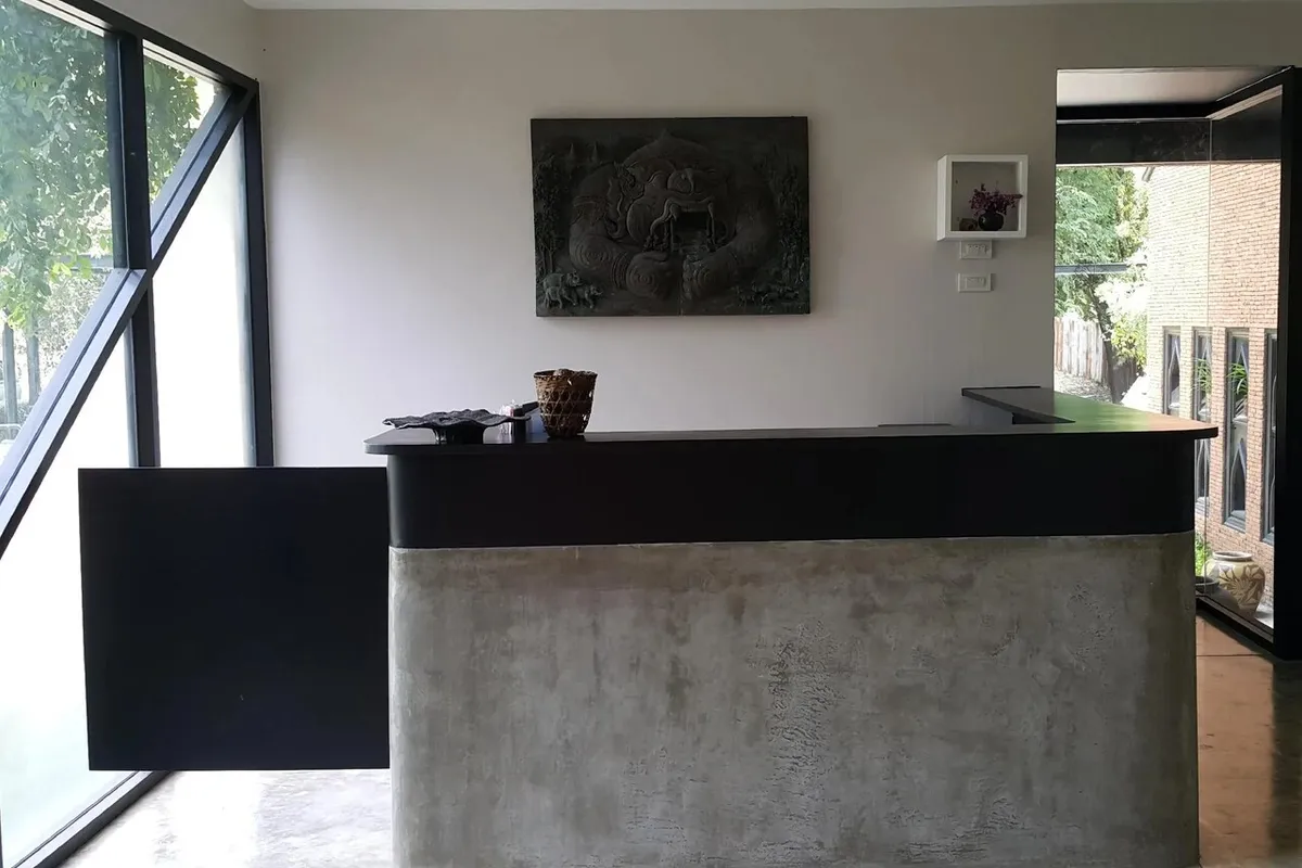 Silp-Pa Phra Nakhon Si Ayutthaya — rooms and atmosphere