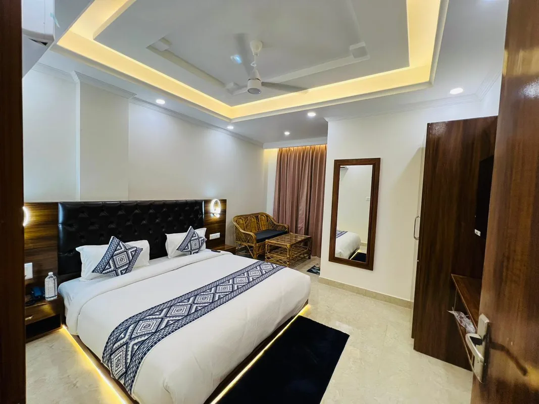 Sitara Premium Gangotri Palace, Tapovan — ภาพห้องพักและบรรยากาศ
