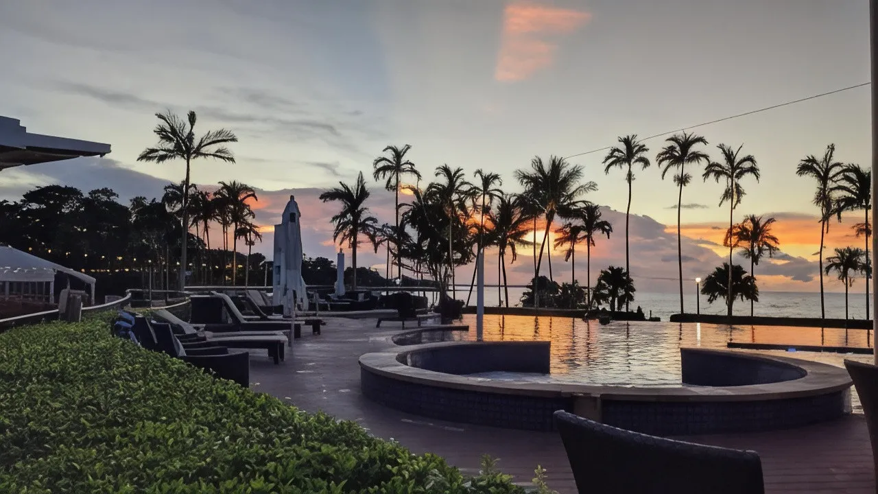 Mindil Beach Casino & Resort — rooms and atmosphere