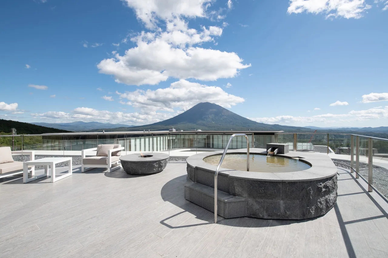 Skye Niseko — rooms and atmosphere