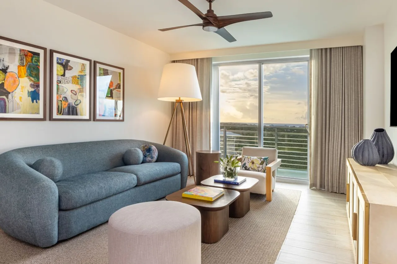 SLS Baha Mar — rooms and atmosphere
