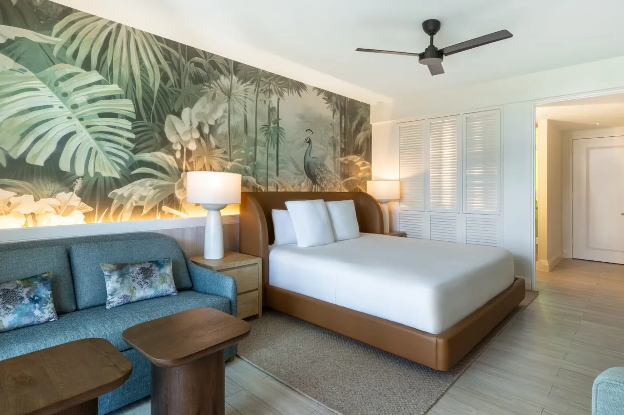 SLS Baha Mar — rooms and atmosphere