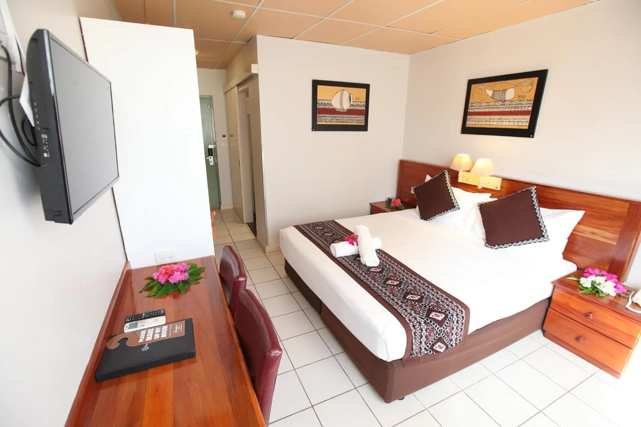 Smugglers Cove Beach Resort — นาดี