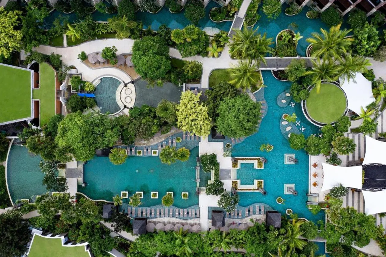 Sofitel Bali Nusa Dua Beach Resort — rooms and atmosphere