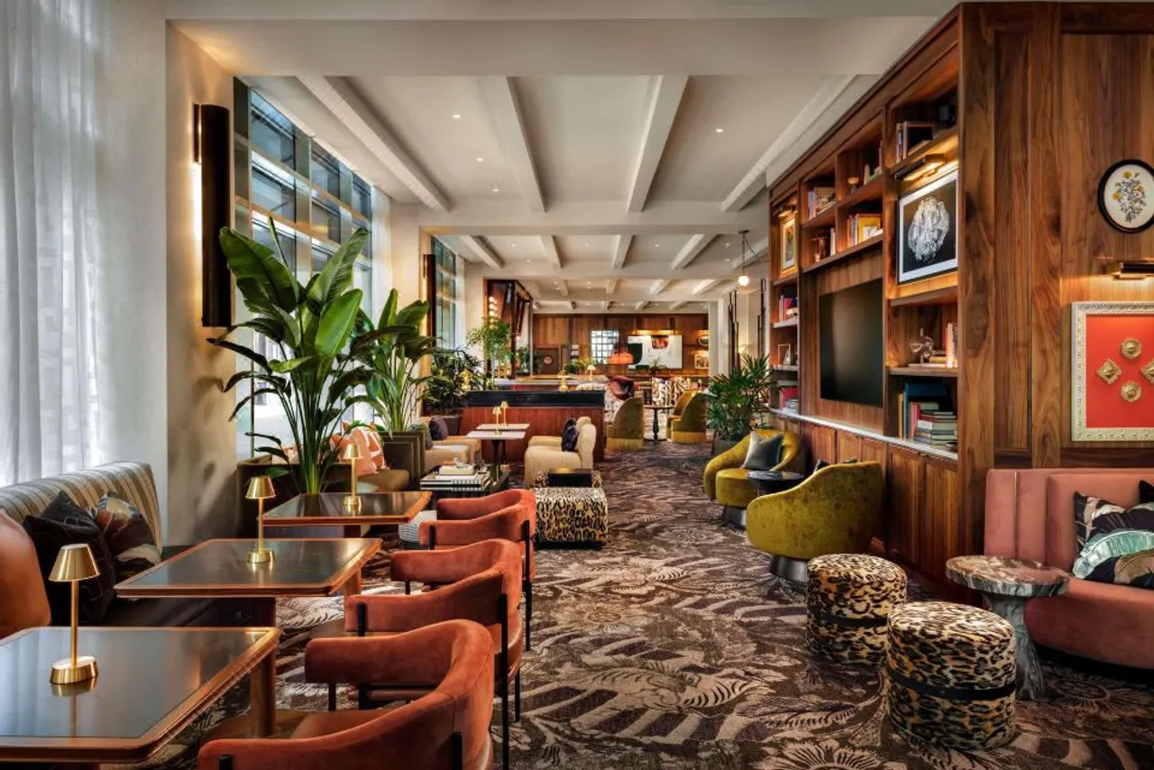 Sofitel Philadelphia at Rittenhouse Square — rooms and atmosphere