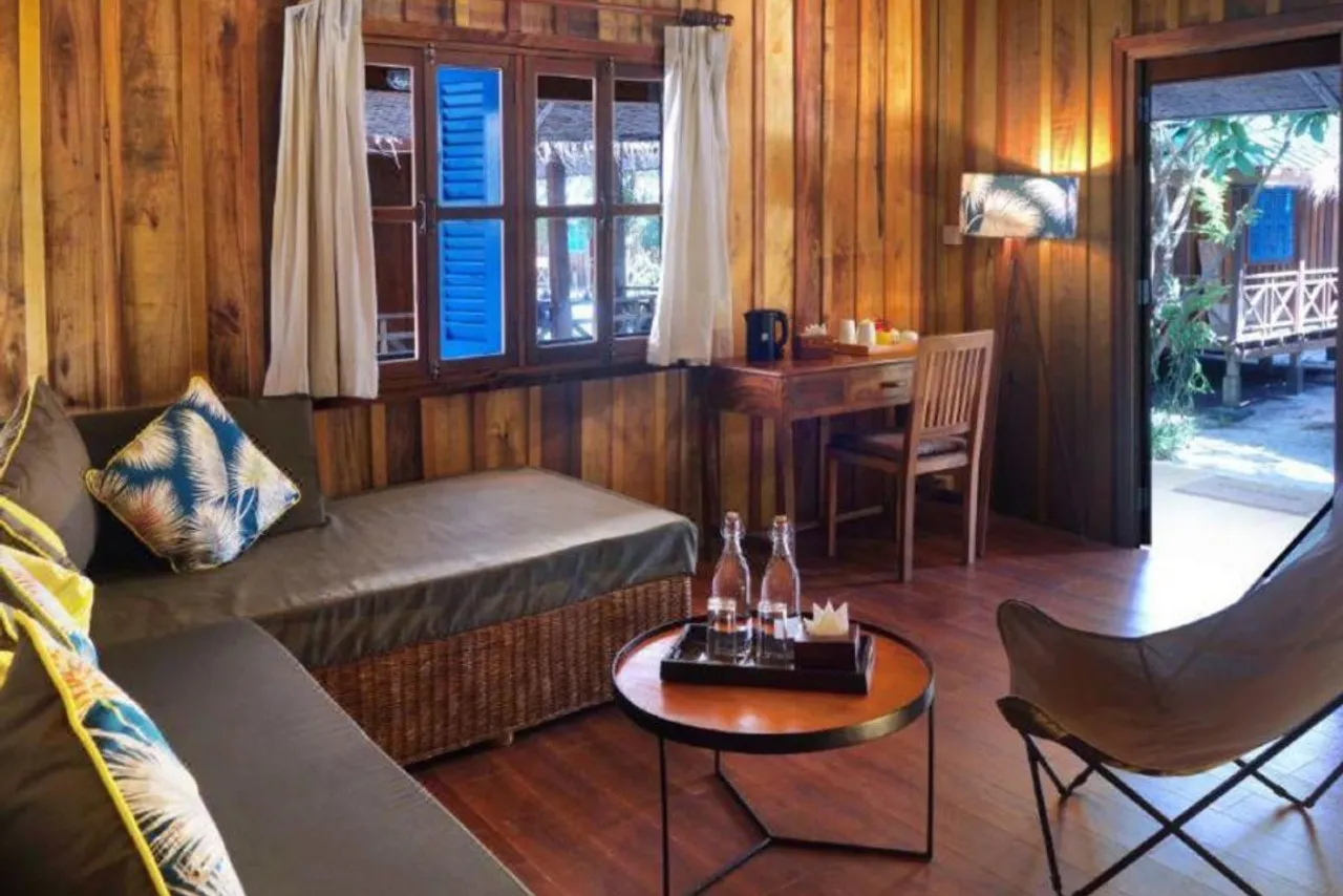Sok San Beach Resort — rooms and atmosphere