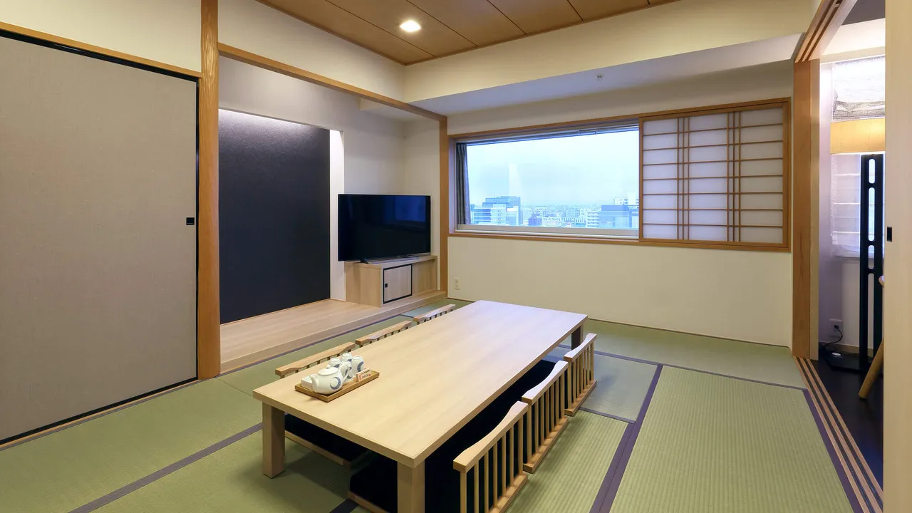 Solaria Nishitetsu Hotel Fukuoka — rooms and atmosphere