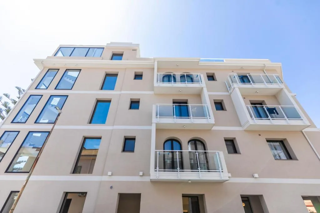 SOLMARIS TROPEA City Center — ภาพห้องพักและบรรยากาศ