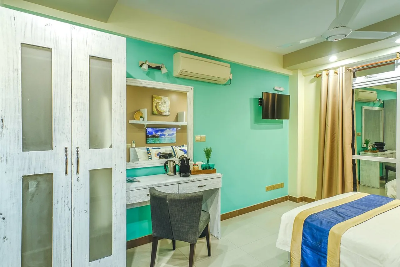 Somerset Inn — rooms and atmosphere
