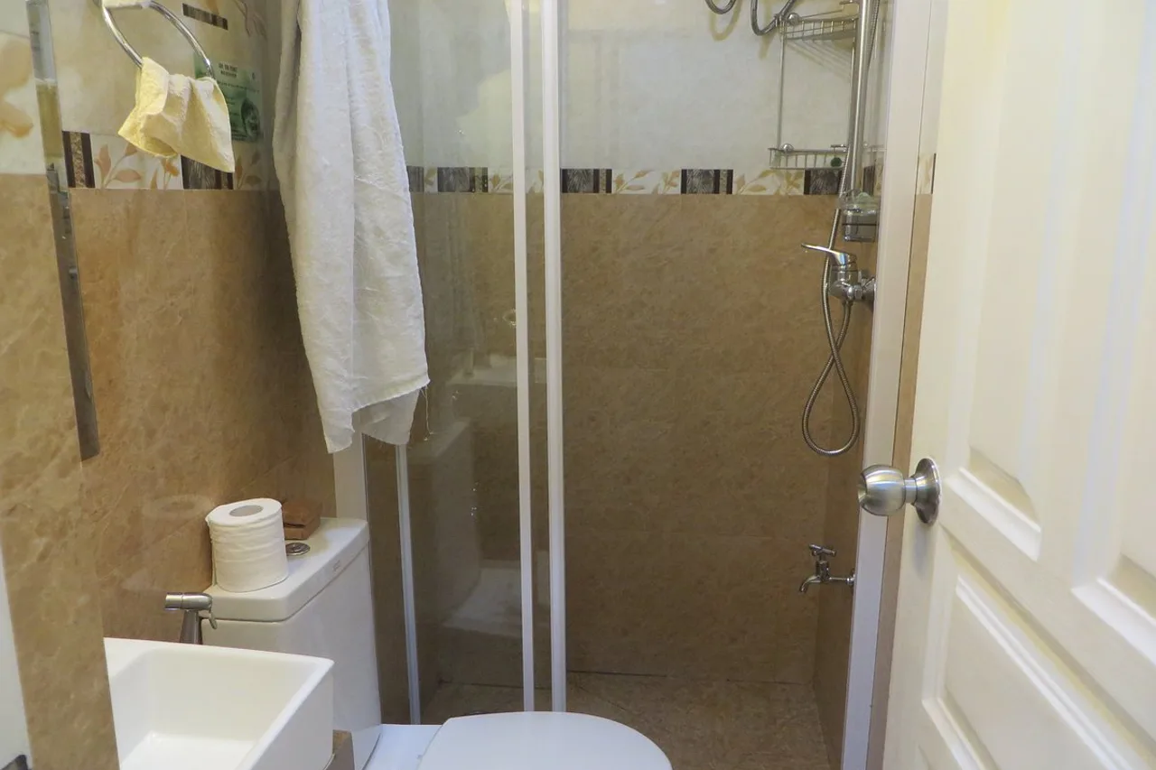 Somerset Inn — rooms and atmosphere