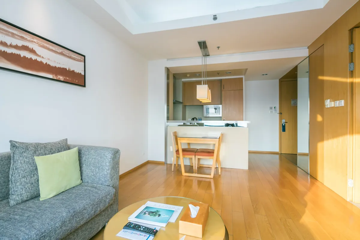 Somerset International Building Tianjin — rooms and atmosphere