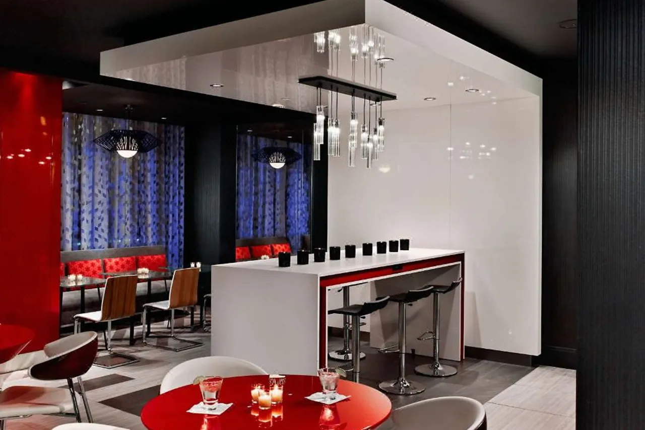 Sonesta Philadelphia Rittenhouse Square — rooms and atmosphere