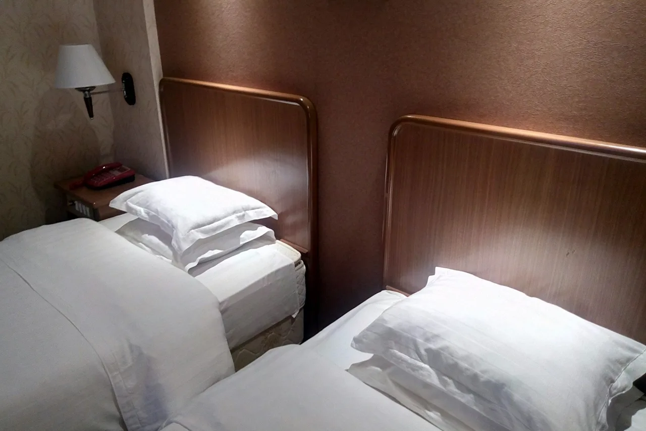 Sosan Hotel — rooms and atmosphere