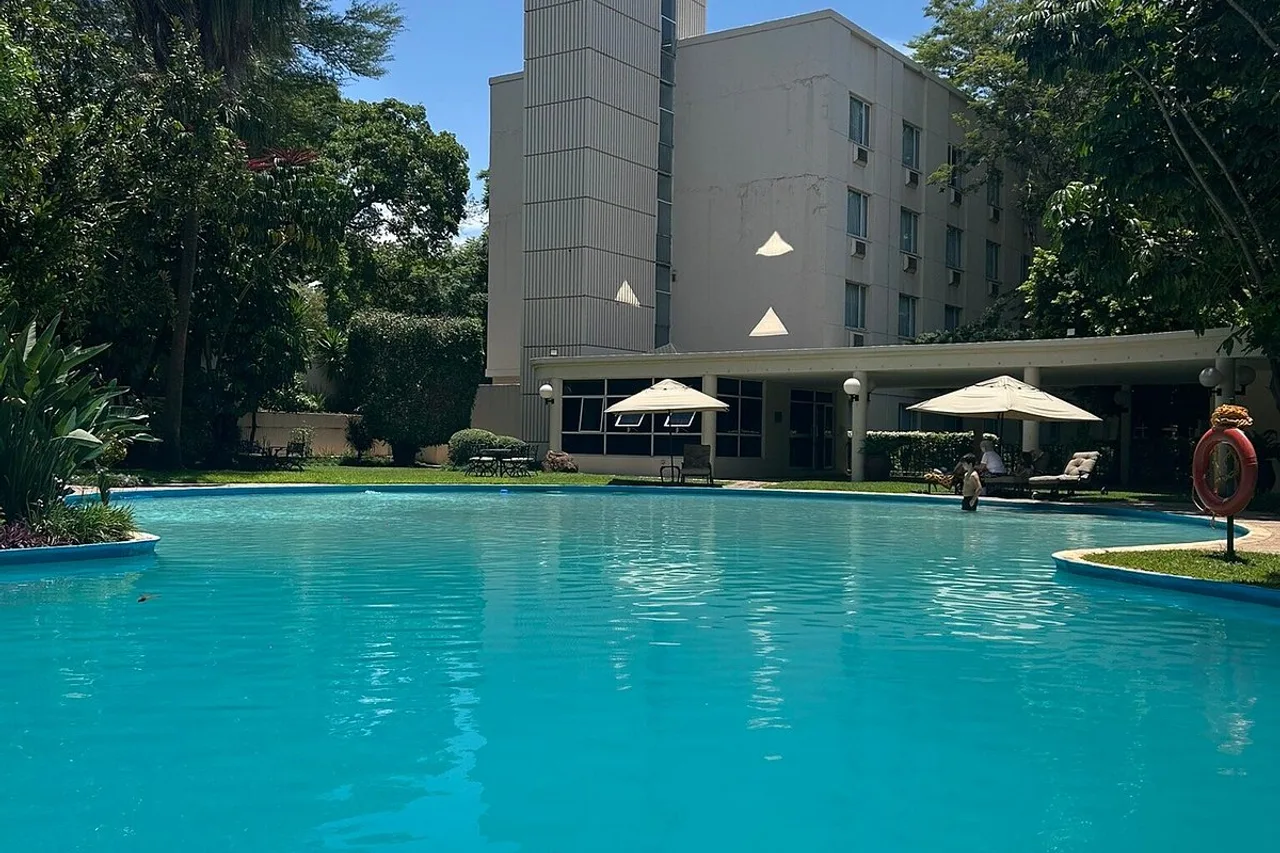 Southern Sun Ridgeway Lusaka — rooms and atmosphere