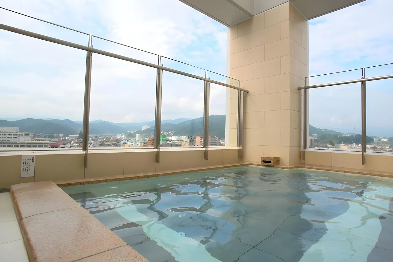 Spa Hotel Alpina Hida Takayama — rooms and atmosphere