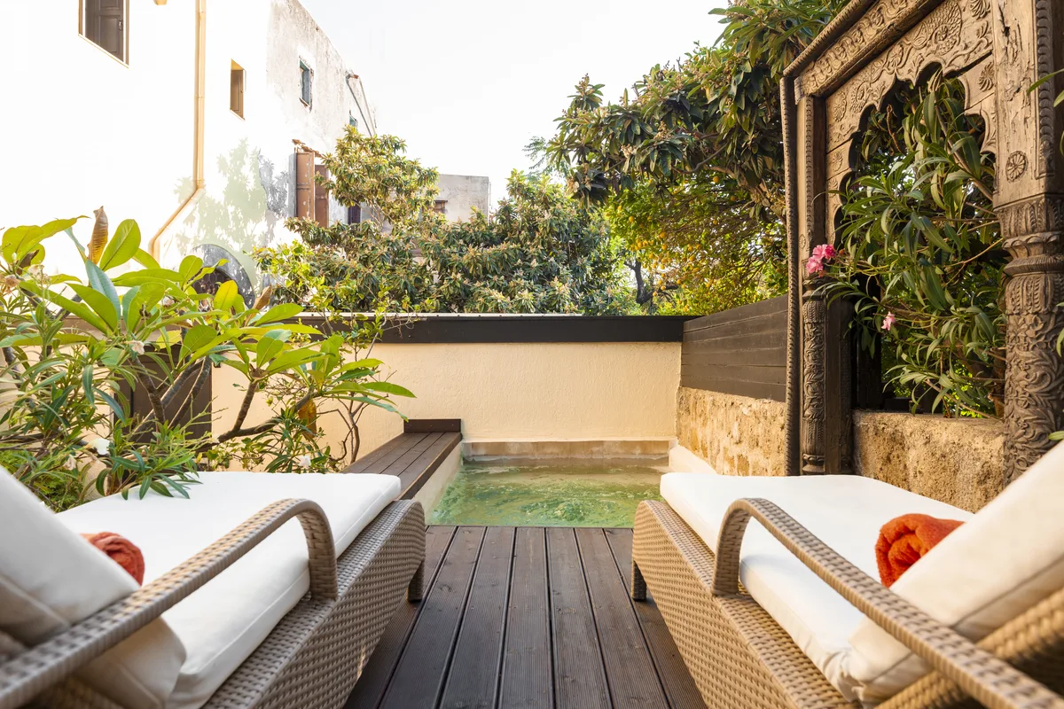 Spirit of the Knights Boutique Hotel — ภาพห้องพักและบรรยากาศ