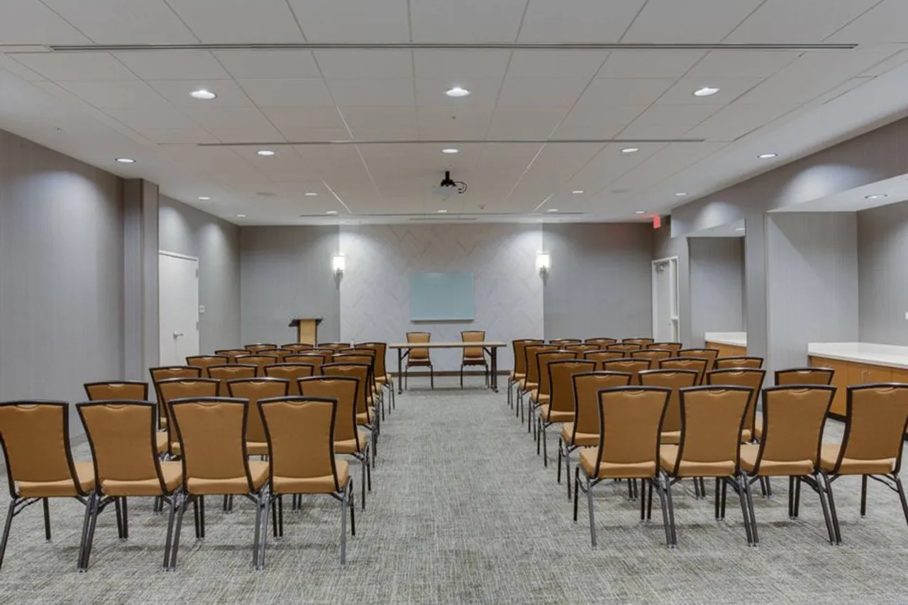 SpringHill Suites by Marriott Fort Lauderdale Miramar — rooms and atmosphere
