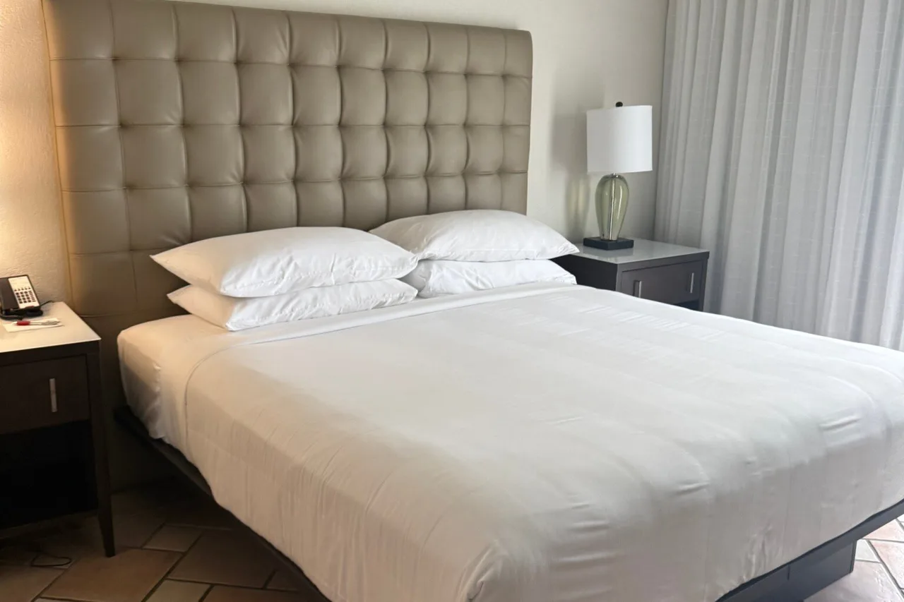 St. Kitts Marriott Resort & The Royal Beach Casino — rooms and atmosphere