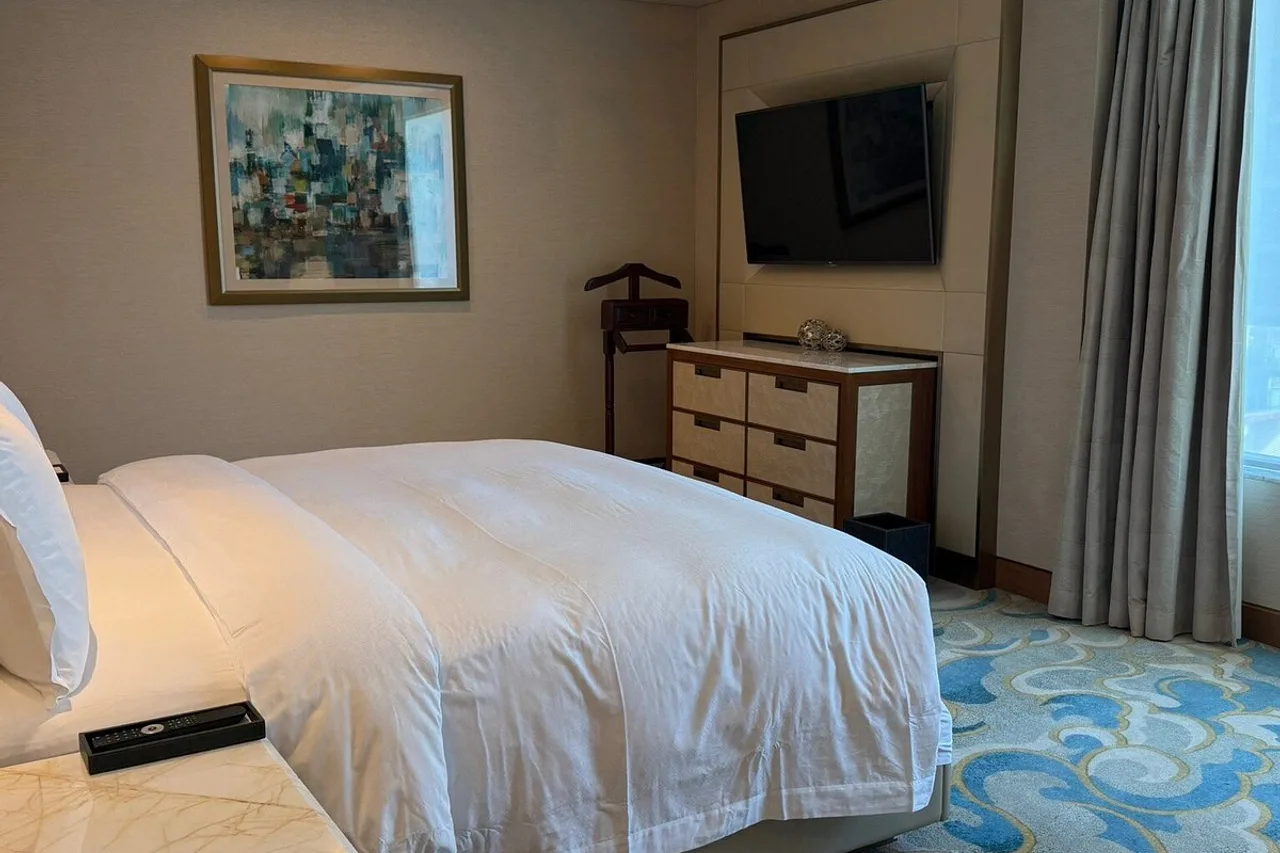 The St. Regis Macao — rooms and atmosphere
