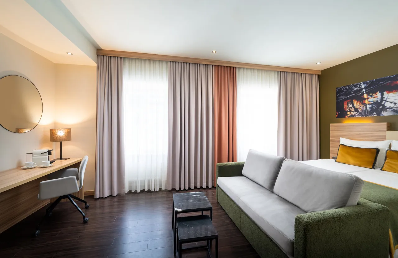 Star Inn Hotel Premium Salzburg Gablerbräu — ภาพห้องพักและบรรยากาศ