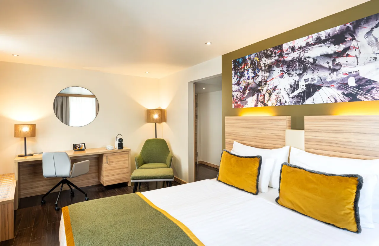 Star Inn Hotel Premium Salzburg Gablerbräu — ภาพห้องพักและบรรยากาศ