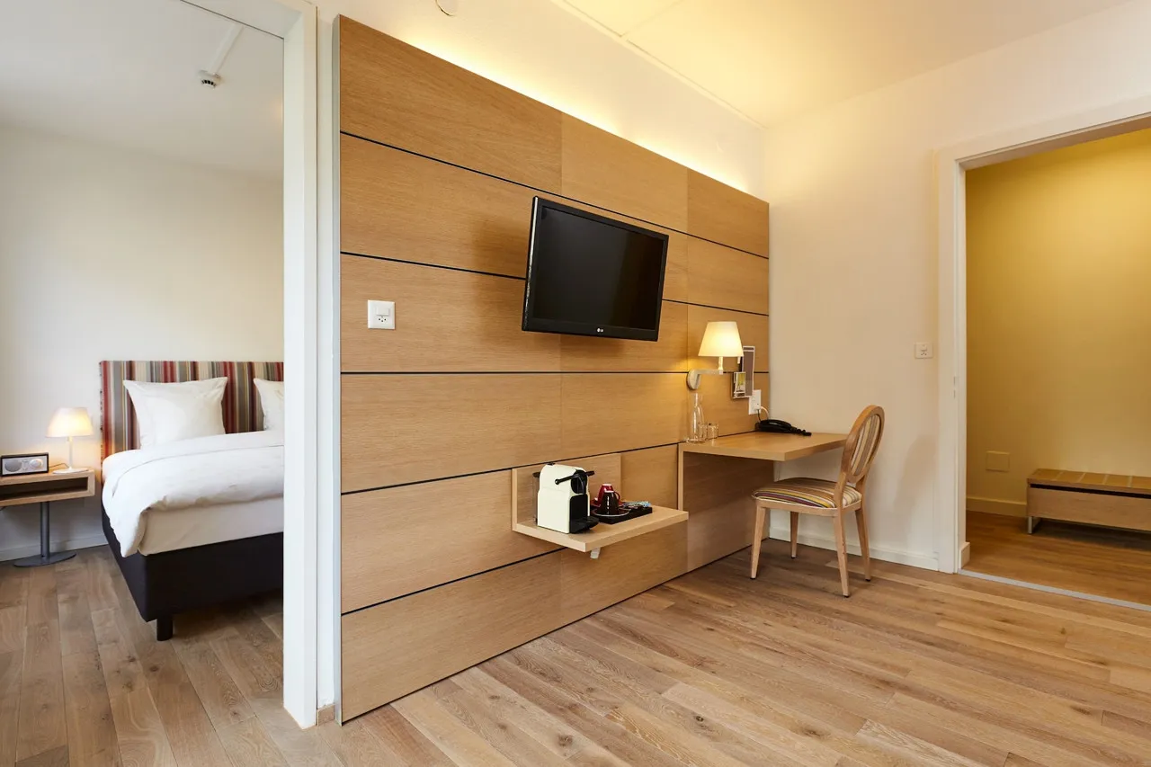 Steinenschanze Stadthotel Basel — rooms and atmosphere