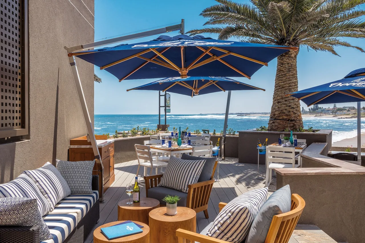 Strand Hotel Swakopmund — ภาพห้องพักและบรรยากาศ