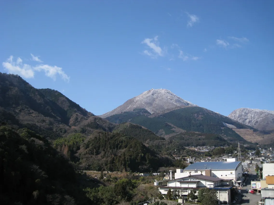 Suginoi Hotel (ORIX Hotels & Resorts) — rooms and atmosphere