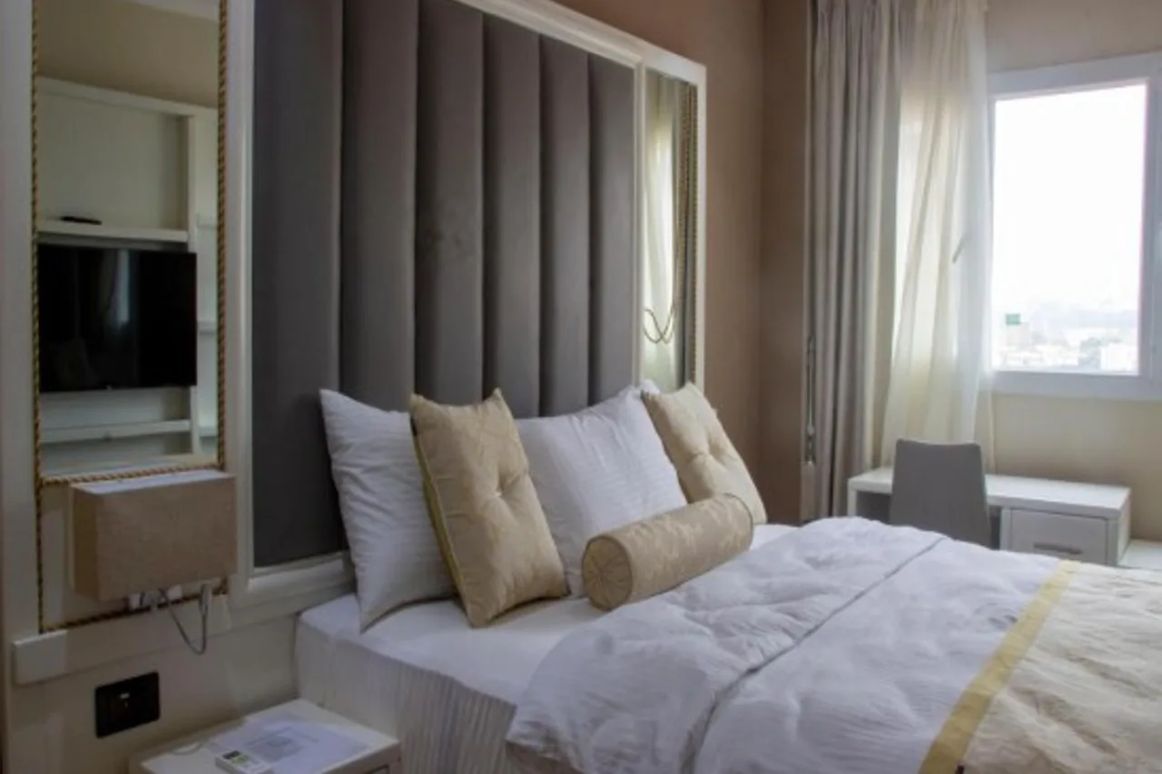 Suita Hotel — rooms and atmosphere