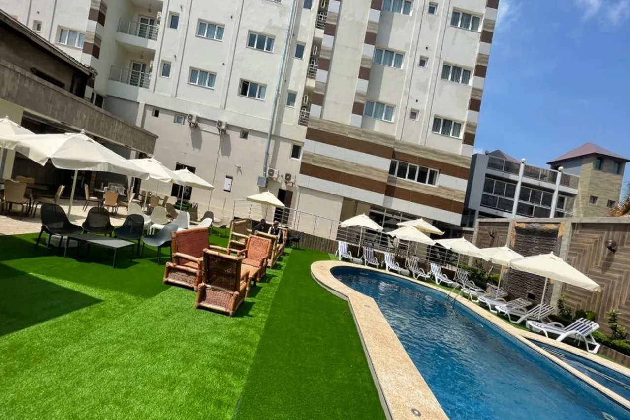 Suita Hotel — rooms and atmosphere