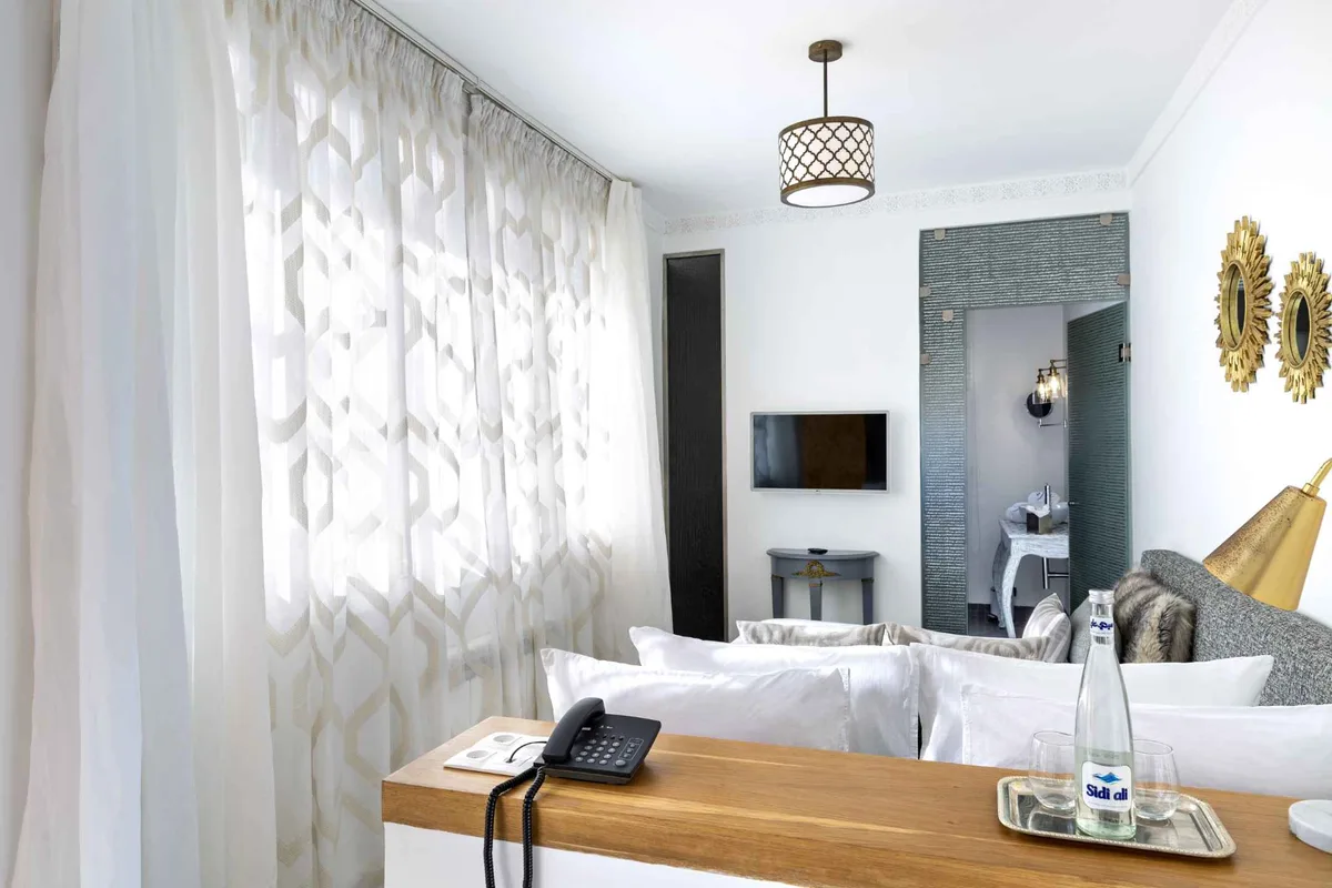 Suite Azur Hotel — ภาพห้องพักและบรรยากาศ