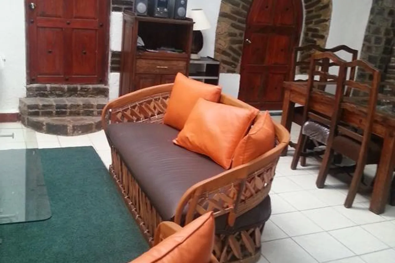 Suites Bosques Medica Sur — rooms and atmosphere