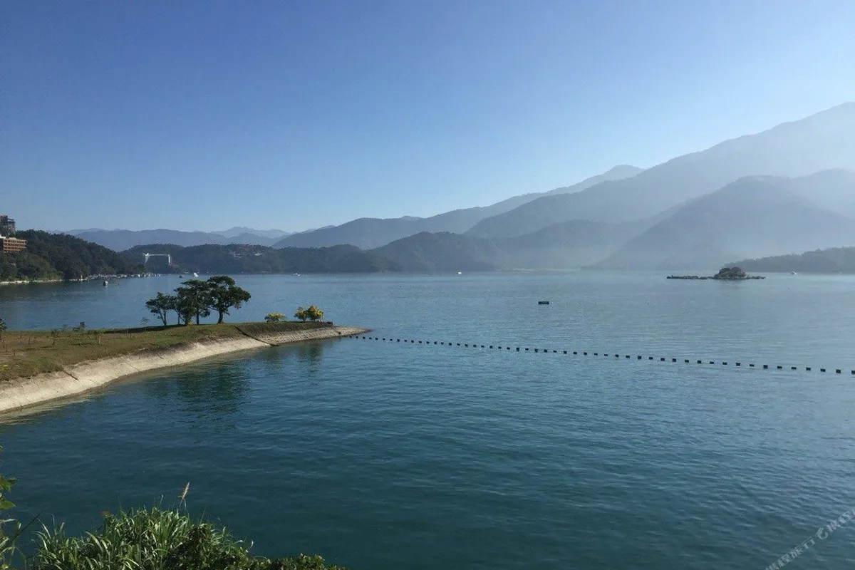 Sun Moon Lake Hotel — rooms and atmosphere