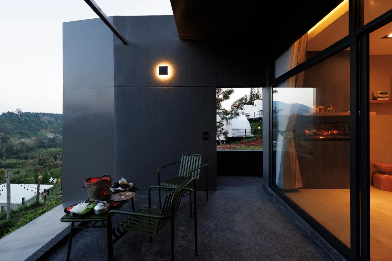 Sunset Resort Khaokho — rooms and atmosphere